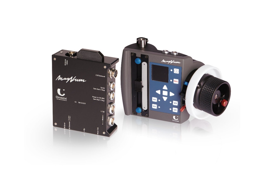 MagNum MN-150T_Transmitter_and_MN-200R_Receiver.jpg MagNum MN-150T_Transmitter_and_MN-200R_Receiver.jpg